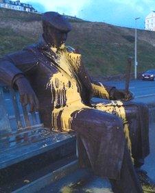 Statue in Scarborough