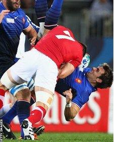 Sam Warburton was sent off for this tackle on Vincent Clerc