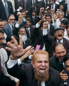 Lawyers protesting in support of Mr Chaudhry in 2077