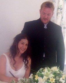 Ceri and Ruth Fuller wedding photo