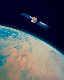 Communication satellite