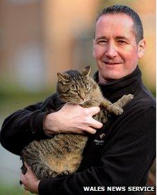 Bobby the cat and Lawrence Gwynn