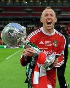 Andy Morrell with the FA Trophy