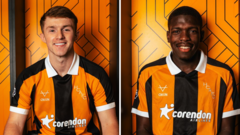 Hull sign Gelhardt and Gourna-Douath