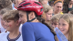 Jill Scott overwhelmed by day one cycling support