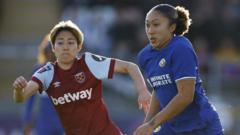 WSL: West Ham 0-1 Chelsea - Ramirez hits post as Blues push for second
