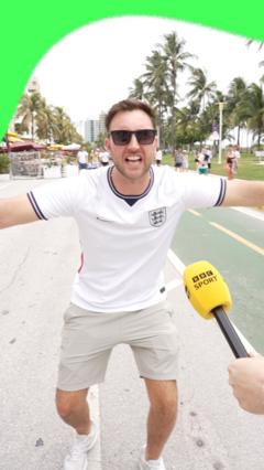 Do England fans know the lyrics to Wonderwall?