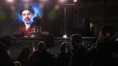 ድሕሪ 2022 ንፈለማ እዋን ዋጋ ነዳዲ ንሓደ በርሚል 100 ዶላር ሓሊፉ፤ ወዲ ካሜነይ ሓድሽ ላዕለዋይ መራሒ ኢራን ኰይኑ ተሸይሙ