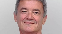 Doctor accused of falsifying artificial mesh records
