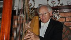 Who is Huw Lewis Jones, the Famed Violinist from Meirionnydd?