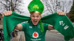 Six Nations: Build-up as title favourites Ireland host Scotland