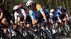 New Zealand rider Watts banned for mid-race punch
