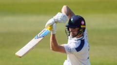 Bean leads Yorkshire reply to big Sussex total