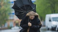 Rhybudd melyn am wyntoedd cryfion ar Ddiwrnod Nadolig