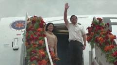 菲律賓總統登機啟程訪華