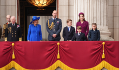 Royals watch Red Arrows flypast for VE Day 80th anniversary