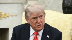 Война в Украине: Трамп заявил, что просил Путина не отвечать на атаку Киева по аэродромам