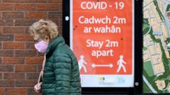 Ymateb 'annigonol ac araf' i'r pandemig yng Nghymru - ymchwiliad Covid