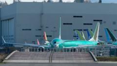 Xiyaara Booying Max 737
