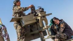 أفراد من وحدات حماية الشعب الكردي