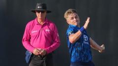 What is Curran's ultra-slow 'moon ball' leaving batters in a spin?