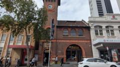 Why Australia's opposition is vying for votes on Chinese social media