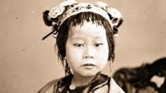 中国女孩（广东，1869-70年）。