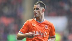 Swansea bid for Yates accepted by Blackpool