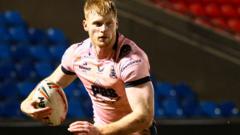 Hull FC winger Barron extends contract