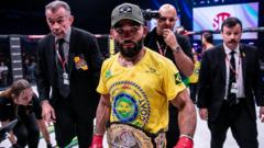 Pitbull to defend title against Kennedy in Belfast