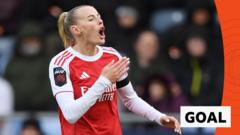 'It had to be her!' - Kelly scores on Man City return