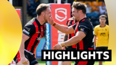 Warrington thump Cas to boost play-off chances