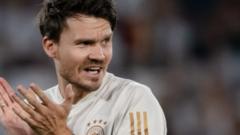 Sheff Wed appoint 34-year-old Rohl as manager