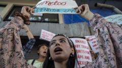 बलात्कार र यौन हिंसाको मुद्दामा हदम्यादसम्बन्धी प्रावधान संशोधन गर्न माग गर्दै प्रदर्शन