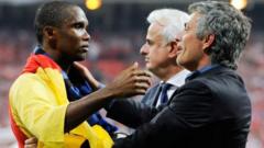 Samuel Eto'o na Jose Mourinho batsindiyi ibikombe bitatu bari kumwe muri Inter Milan mu 2010, harimwi na Champions League