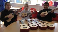 Gift of 40 ukuleles helps pupils to play on