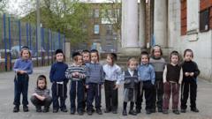 أطفال في مدرسة ستامفورد هيل في لندن