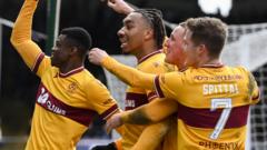 Scottish Premiership: Motherwell, Dundee Hibs in top-six shoot-out