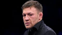 McGregor donates £25,000 to injured fighter