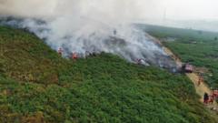 People rally to support 'tired and exhausted' crews fighting wildfires for days