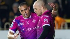 Giants comfortably beat Hull FC to reach quarters