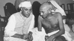 पंडित नेहरू, महात्मा गांधी, सामना, शिवसेना