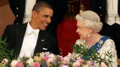 US President Barack Obama and Queen Elizabeth II chat together during a State Banquet ay Buckingham Palace on May 24, 2011 in London, England