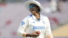 England collapse as India take control of Test