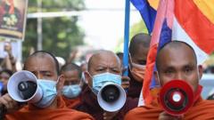 Monges budistasroleta de nomes personalizadaMianmar