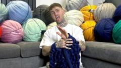 TikTok star sets world record for blanket knitting