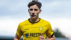 Charlton sign midfielder Taylor from Burton