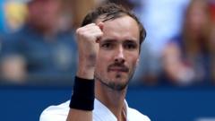 Medvedev drops just four games in dominant last-16 win