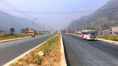 राष्ट्रिय गौरव आयोजना अन्तर्गतको मध्य पहाडी पुष्पलाल लोकमार्गको पोखरा बाग्लुङ सडक खण्ड