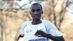Watch: Valencia Marathon - Cheptegei makes marathon debut